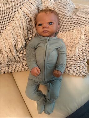 Ashton-Drake Baby Emily Celebration of Life Linda Webb So Truly Real Doll